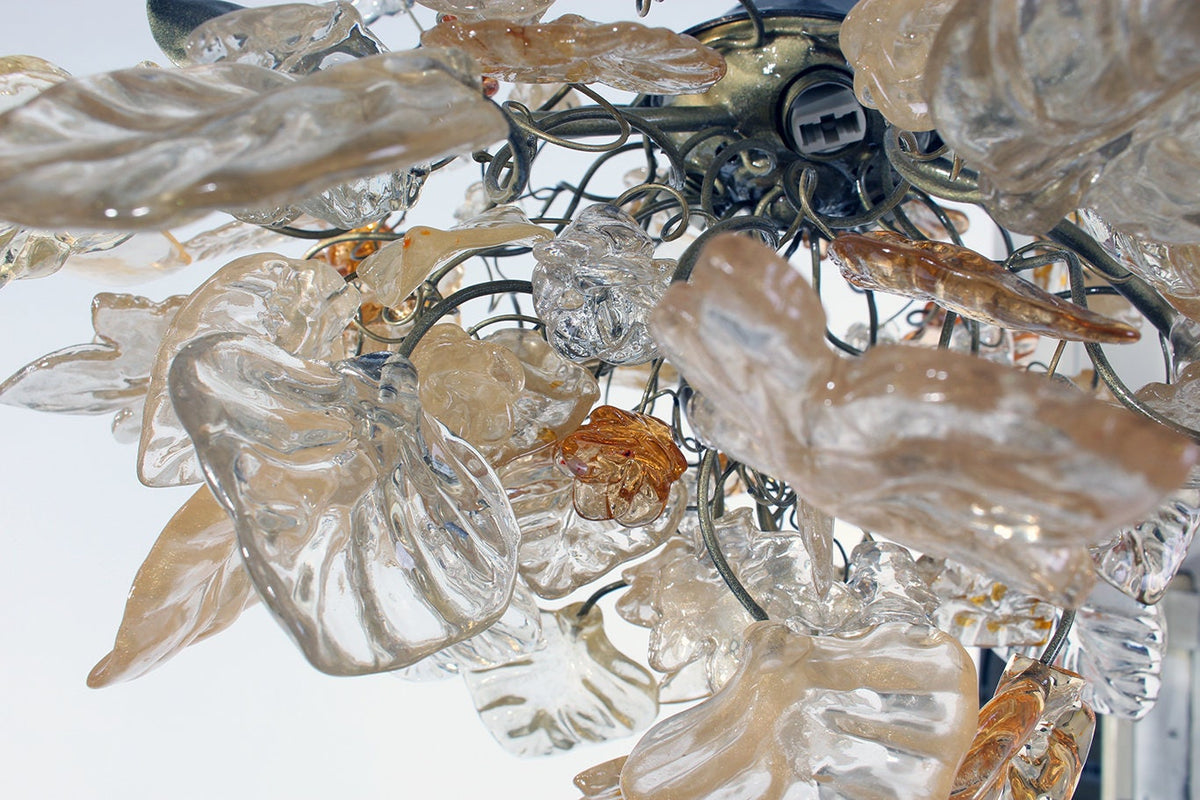 Lighting hanging chandeliers with Gold and clear color flowers and leaves, for Dining Room , hall or bedroom.