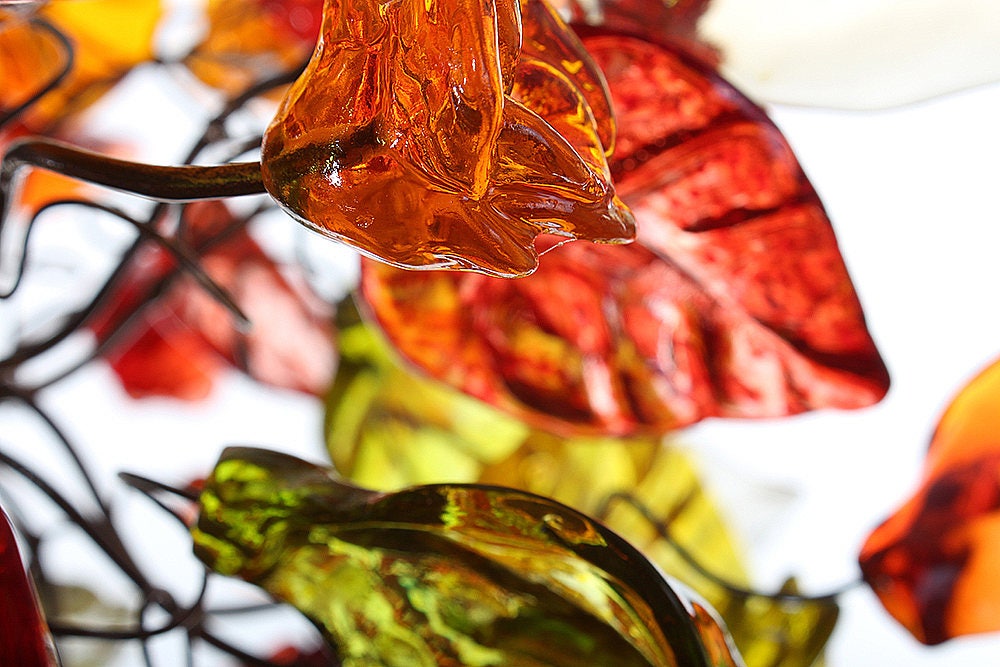 Ceiling pendant light with warm color flowers and leaves for living rooms, Kitchen island, bedroom.