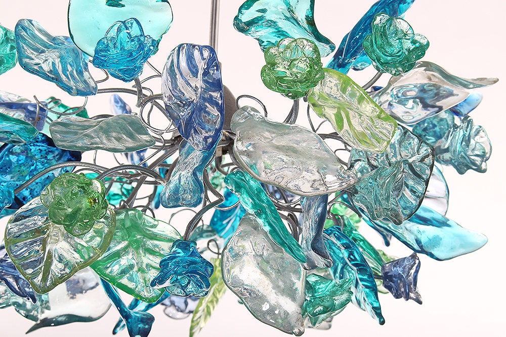 Pendant Lighting for kitchen island with sea color flowers and leaves.