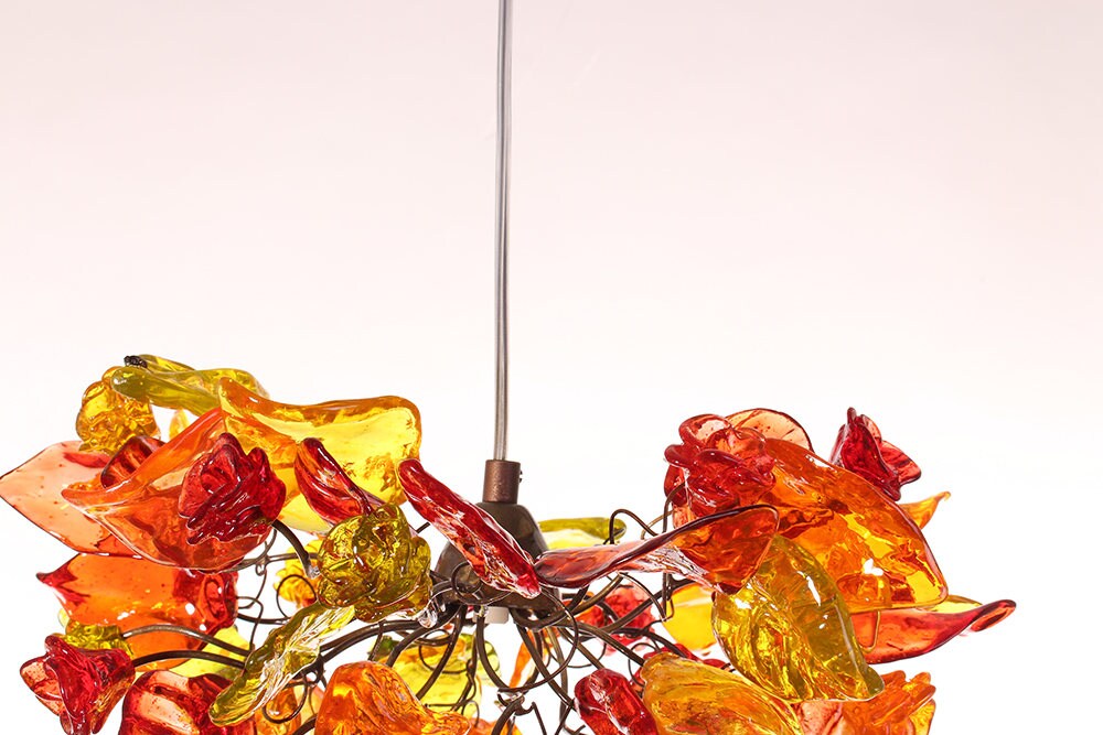Floral Resin Pendant Lighting: Modern Warm Color Chandelier