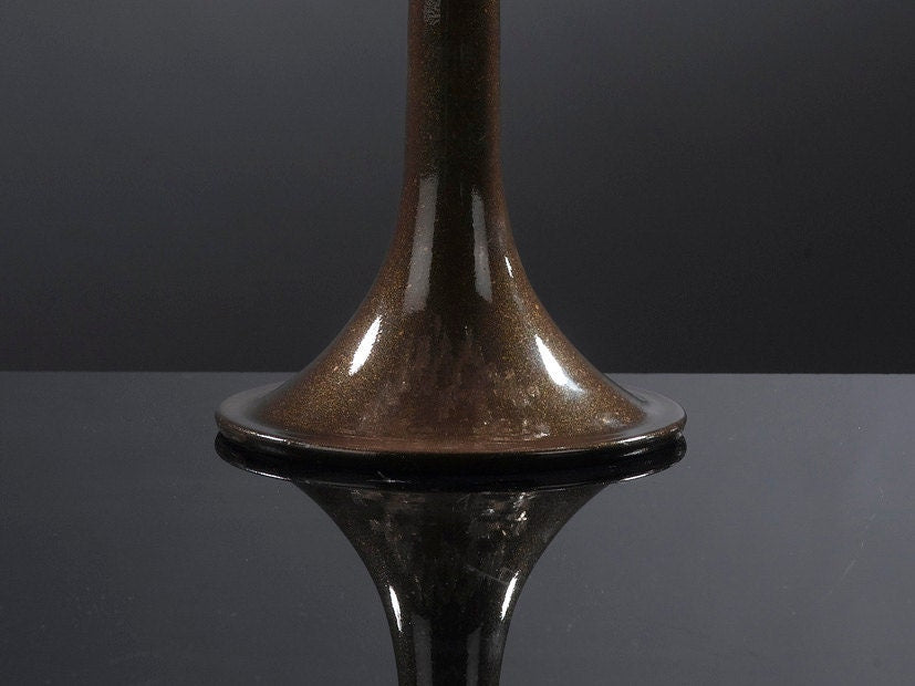 Modern table lamp, decorative table lamp with Clear flowers and leaves, bedside lamp , lighter for desk or bedside table.