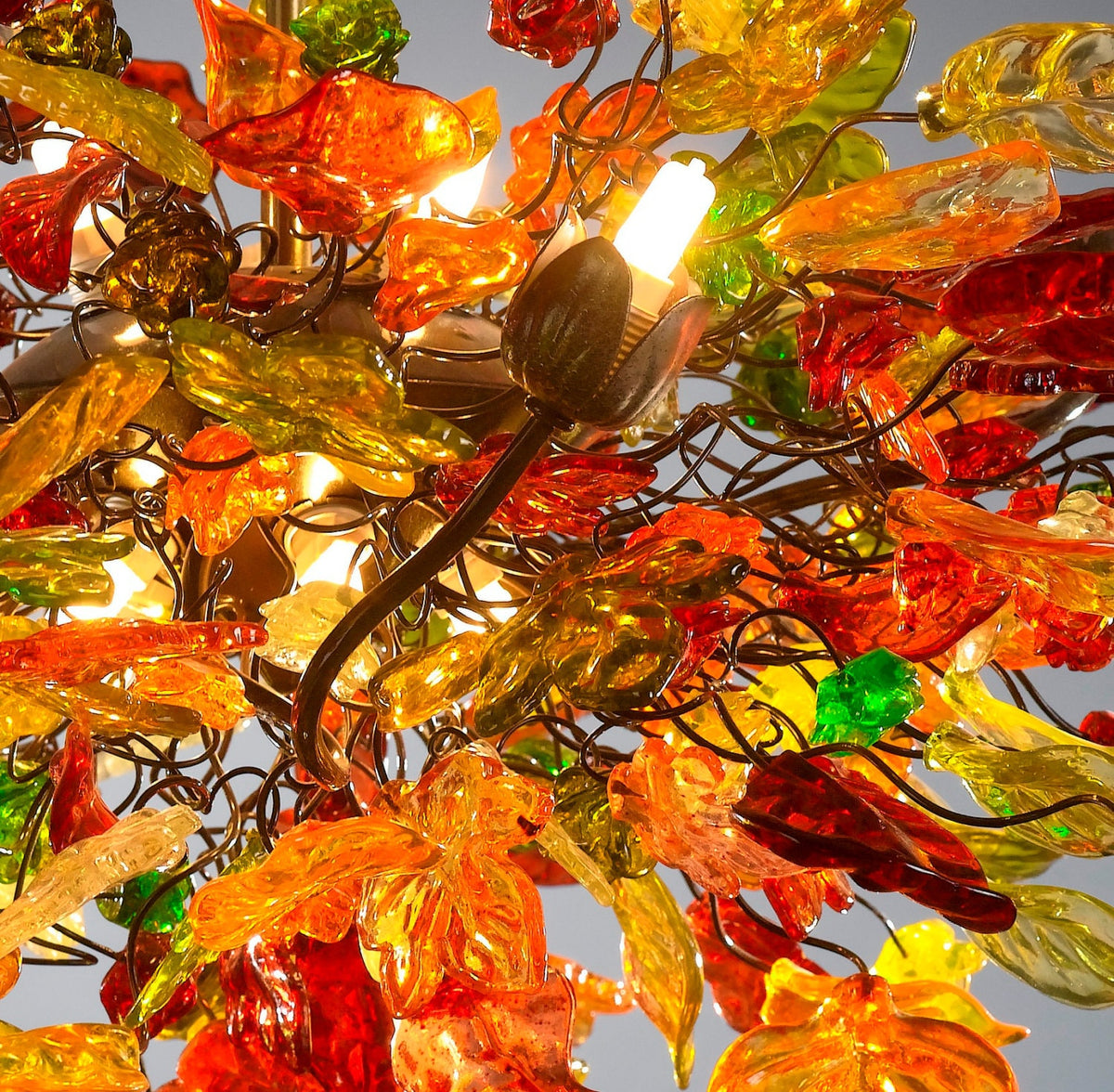 Resin Flower Chandelier: Warm Color Leaves Ceiling Light