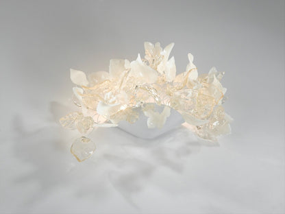 Floral Resin Wall Sconce: Modern White Flower Light