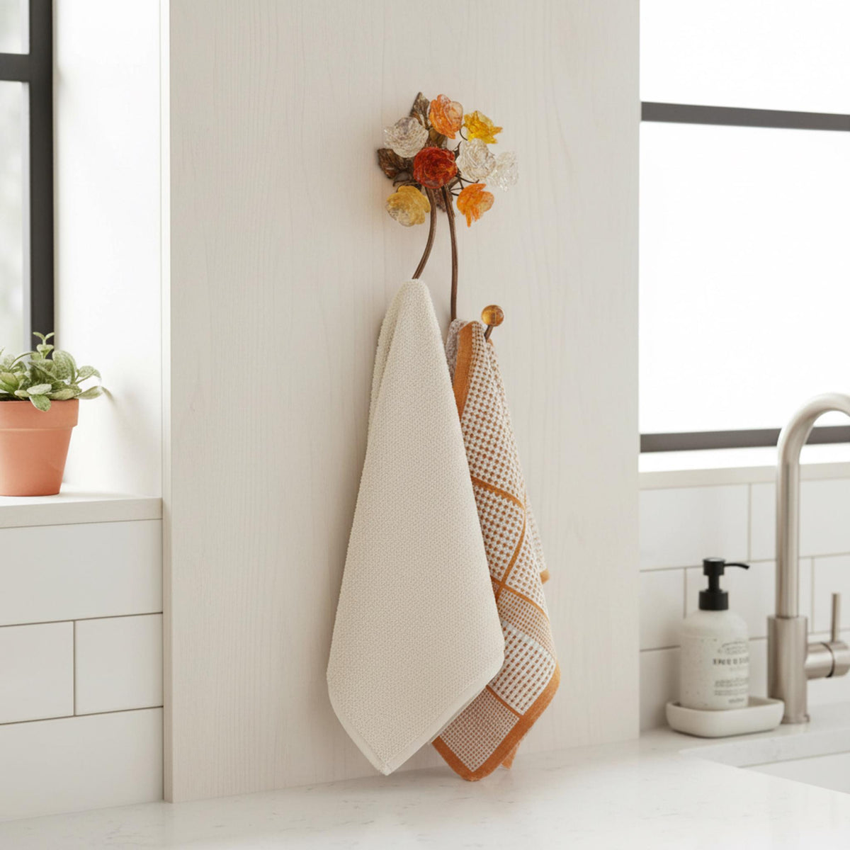 Wall Hook with natural resin flowers and cooper leaves, decorative wall hanger.