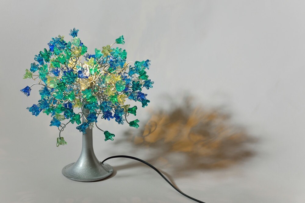 Table lamp, desk lamp with sea color flowers for bedside table, living room or children room, modern table lamp to your office.
