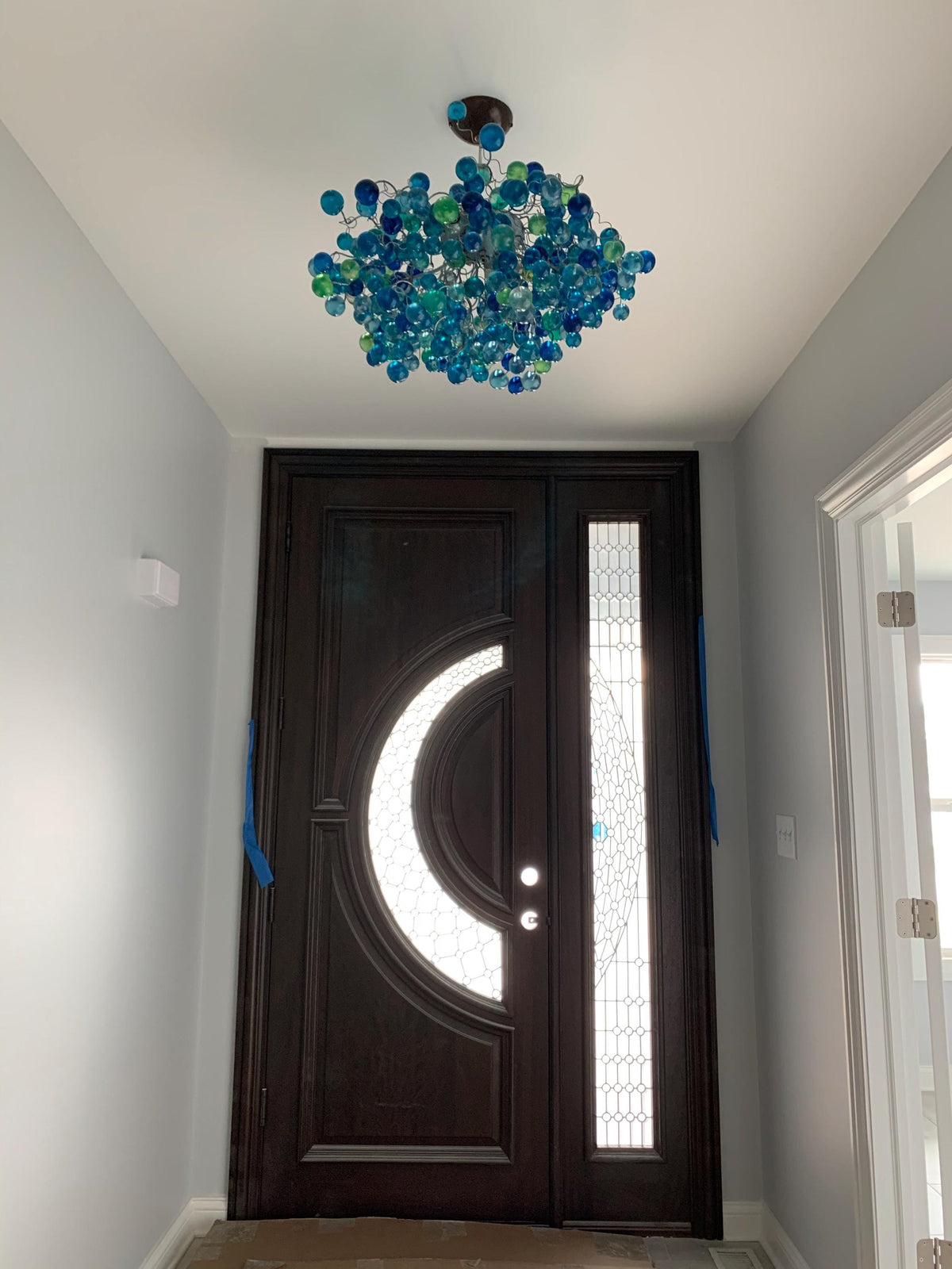 Unique chandelier lighting with Sea color flowers & leaves for Dining Room